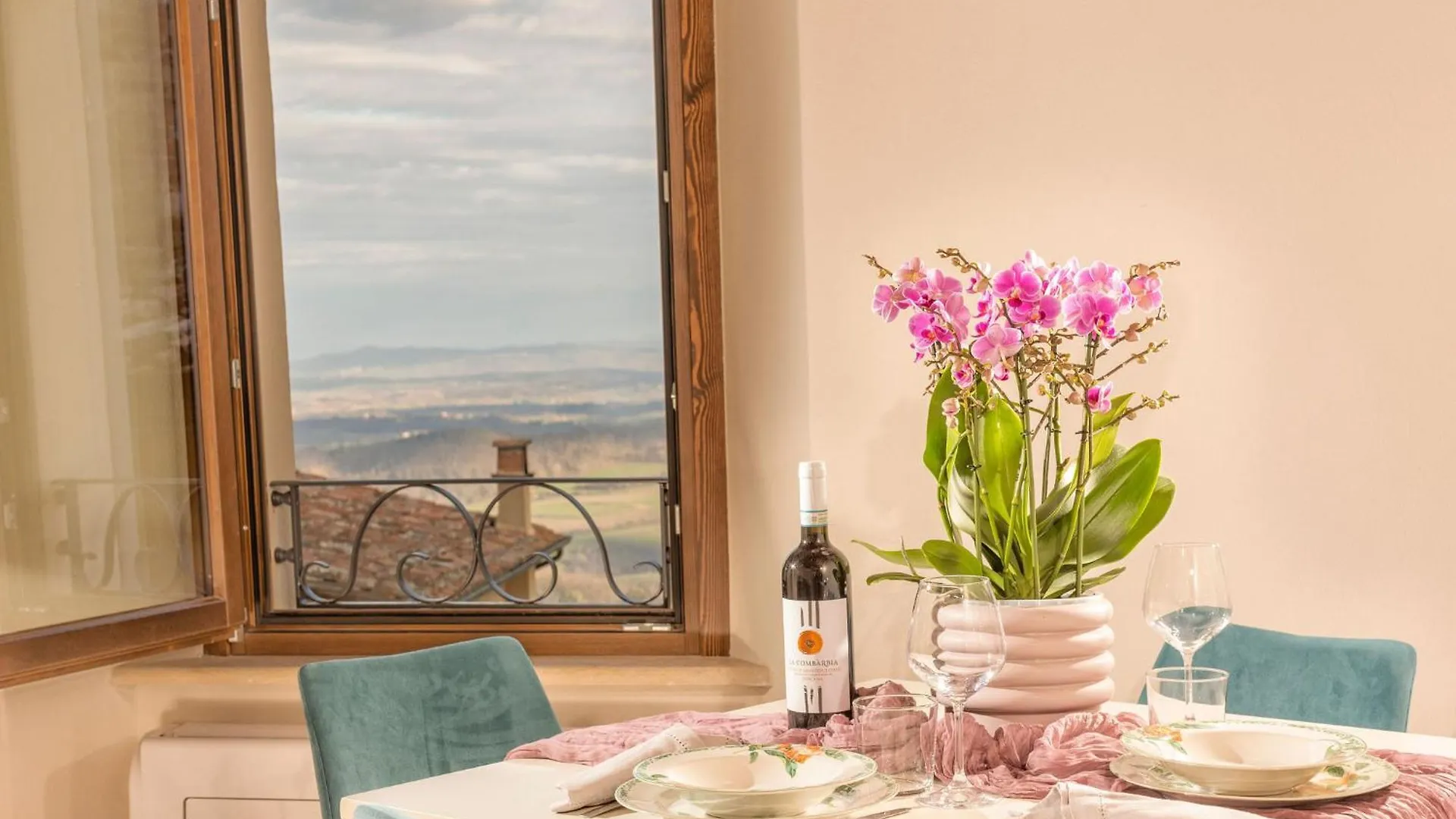 Palazzo Falcinelli Luxury Room In Montepulciano Center With Air Conditioning And Elevator 0*,