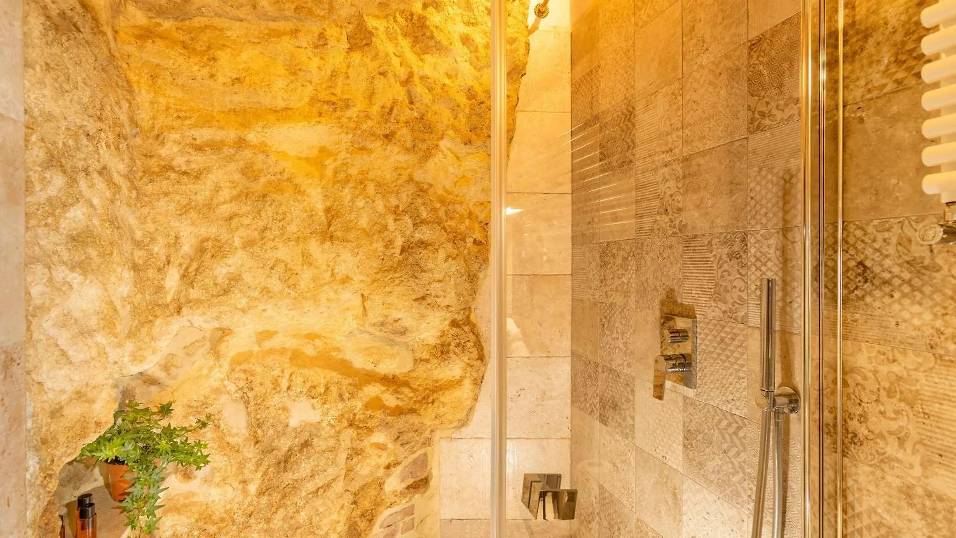 Palazzo Falcinelli Luxury Room In Montepulciano Center With Air Conditioning And Elevator إيطاليا