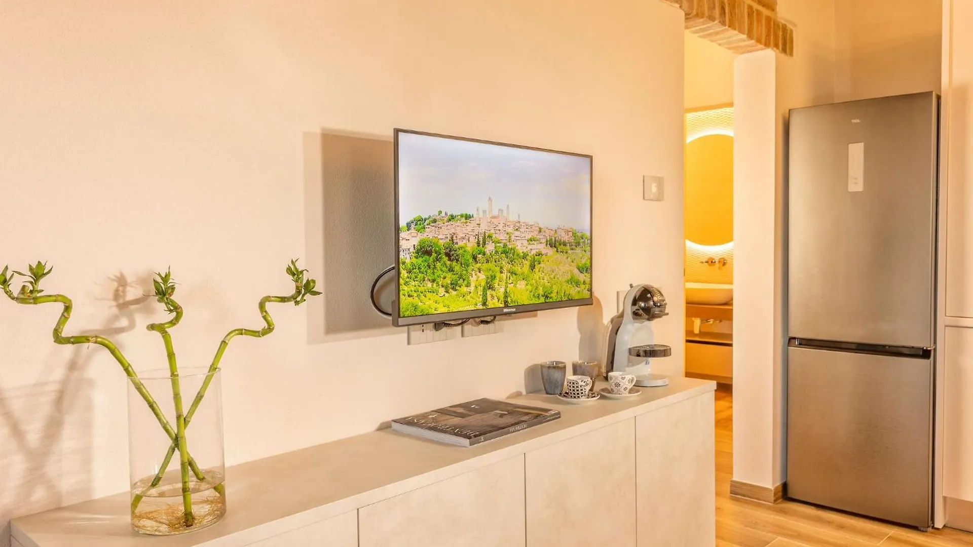 Palazzo Falcinelli Luxury Room In Montepulciano Center With Air Conditioning And Elevator 0*,  Italy