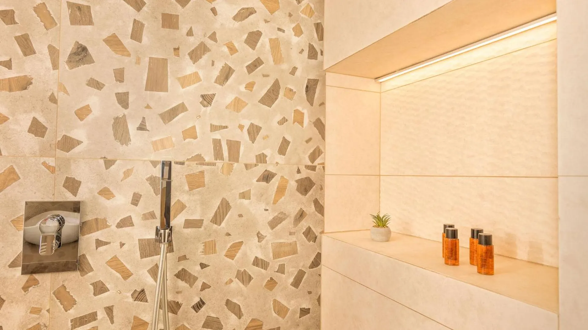 Palazzo Falcinelli Luxury Room In Montepulciano Center With Air Conditioning And Elevator